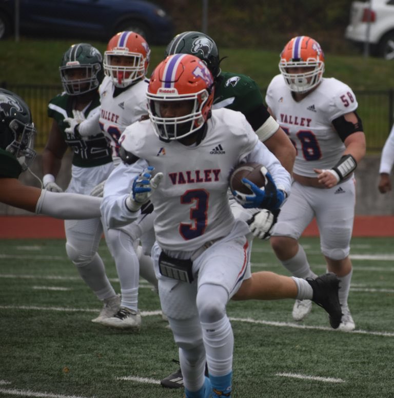 Blessed to received another offer from Missouri Valley! #AGTG 🙏🏽<a href="/MovalFootball/">MVC_Football</a>
