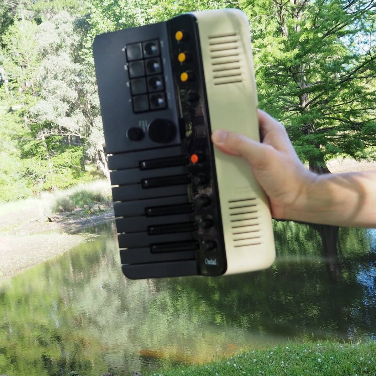 Spinning_Top's tweet image. The first 1000 Orchids go on sale this Wednesday! 🎹
For more info on this limited, beta release & how you can be first in line for the drop, sign up to Telepathic Instruments’ mailing list or join their exclusive patreon channel, The Garden 🌳 telepathicinstruments.com