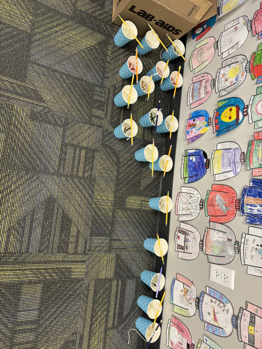 TeachStephenson's tweet image. Ugly Science Christmas Sweater contest and making snowflake crystals with Borax and hot water! #middleschoolscience #winterprojects