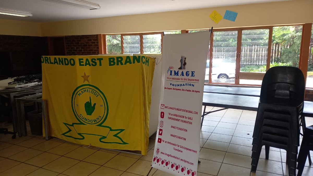 Ofentse_faith7's tweet photo. Thank you so much @DownsEast for partnering with @IMAGEFoundati0n for the Christmas Drive, and spending the day with us at Othandweni Childrenβs Home.
May God bless you all masandawana πππΎ
@MSFC_GSunited
@Mlindi_Mjoli
#ChristmasDrive #IMAGEFoundation https://t.co/1tkTE6Gjh4
