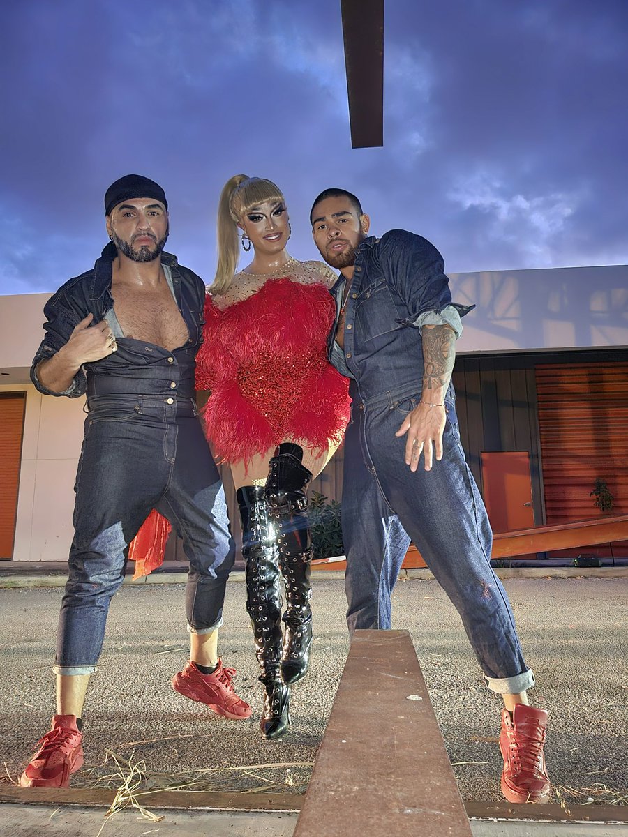 Bitch we fucking workeddddddd , I was drippin sweat 😭😂