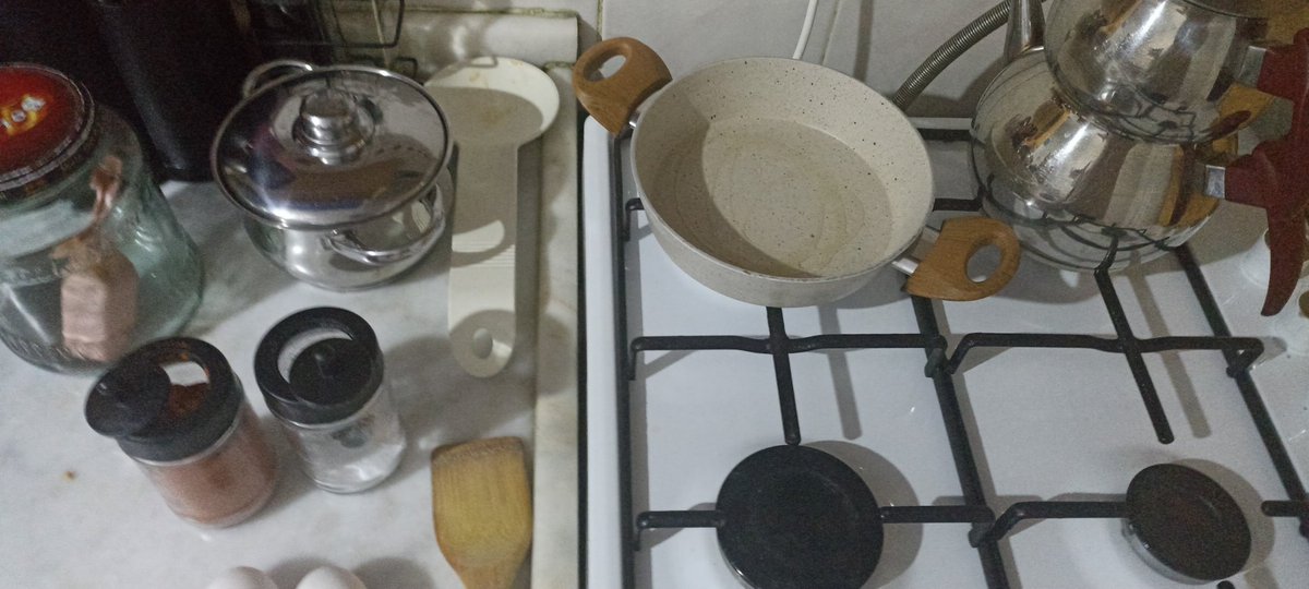 ssekikasshoku's tweet image. gece kıyıntısı #unhealthylife