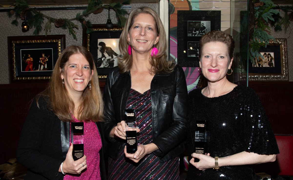 We're still seeing stars 🤩 celebrating our Women of Inspiration @ Hard Rock Cafe in Times Square 🤘 🏙️ ⭐

Congrats to Honorees Amanda Kraus, Christina LaBrie, Lauren Cohen. 

Got FOMO? Membership info here: wiseworks.org/about/membersh…