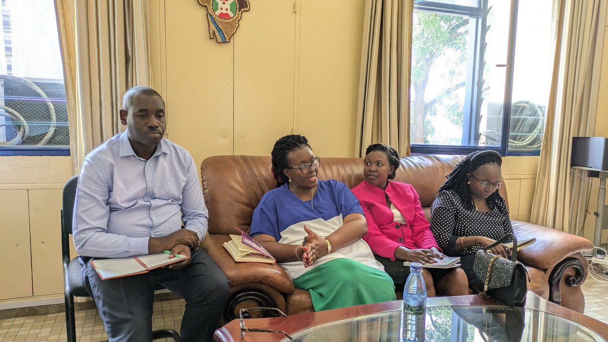 Les échanges ont été très bénéfiques car l'Assistante de madame la Ministre a accepté de suivre de près le dossier, et l'ASP s'attend à ce que le Ministère désigne très prochainement une commission qui travaillera avec les organisations de l'alliance pour finaliser le document.