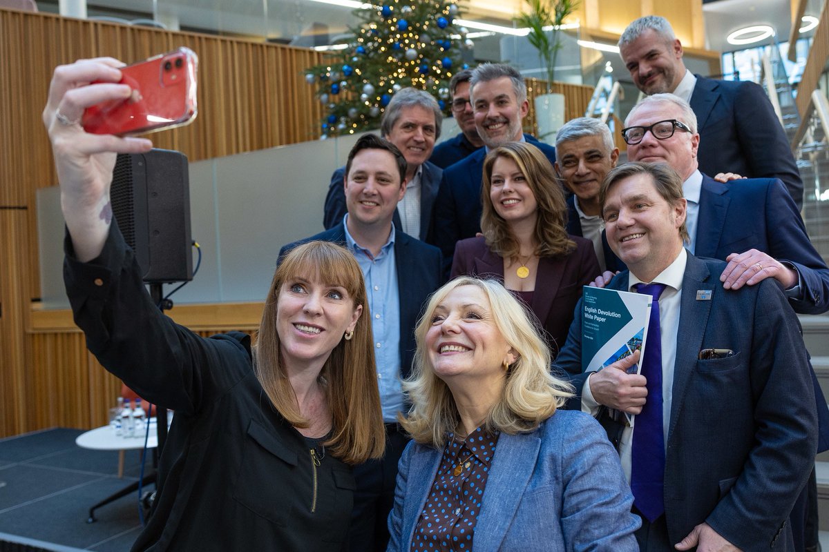 AngelaRayner's tweet image. We are unleashing power from Whitehall back into local communities.
Great to be with the Mayors today.
#PowerandPartnership #Devolution