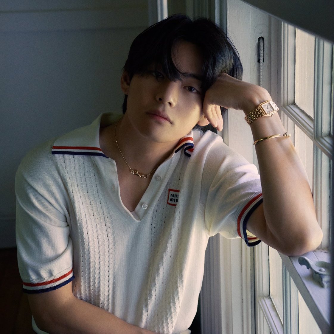 mhereonlyforbts's tweet photo. Taehyung becomes the K-Act with the MOST entries on Billboard Hot 100 in 2024! 

#65 FRI(END)S
#99 Winter Ahead
#93 White Christmas

CONGRATULATIONS TAEHYUNG
#WhiteChristmas_Hot100_Debut
#WhiteChristmasWithBingV_Hot100Debut https://t.co/UDcW1q0zWz