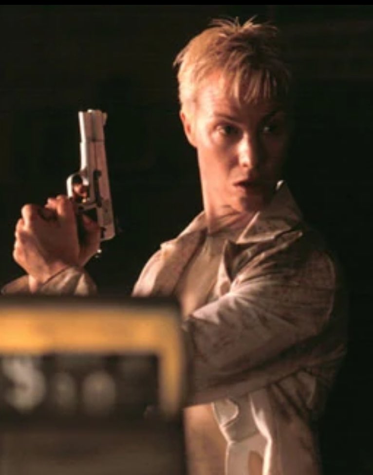 Melian Refugee tweet media