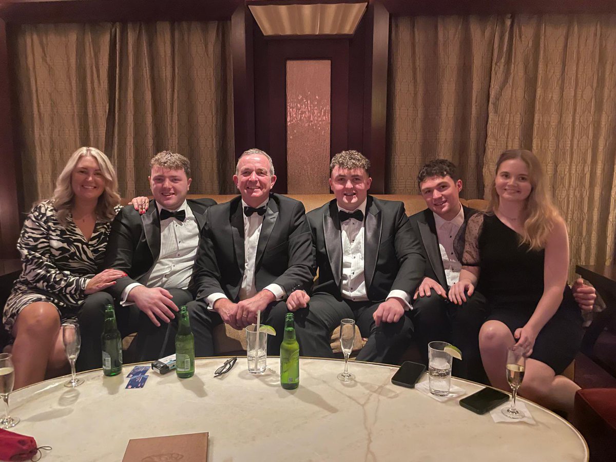 MrsLeanneB tweet media