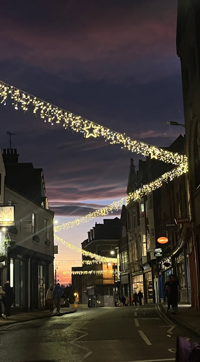 First day of #MASC2024 in beautiful York is coming to an end. Our PhD student <a href="/paulawdr/">Paula Widmer</a> is enjoying exciting science as well as stunning posters <a href="/RSC_MASC/">RSC_MASC</a>! Looking forward to Day 2🤩
<a href="/ChemistryatYork/">Chemistry at York</a>