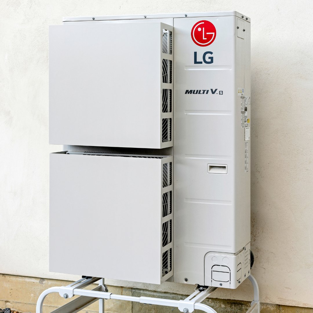 LGHVACUSA's tweet photo. Last month we traveled to Louisville, CO, for a case study on the @lipinstitute's Idea Home. Here, the project team utilized LG products to build an accessible, energy-efficient HVAC solution that embodied the institute's values.
More to come! #LGIsEverywhere https://t.co/b9ZRa0gFqv