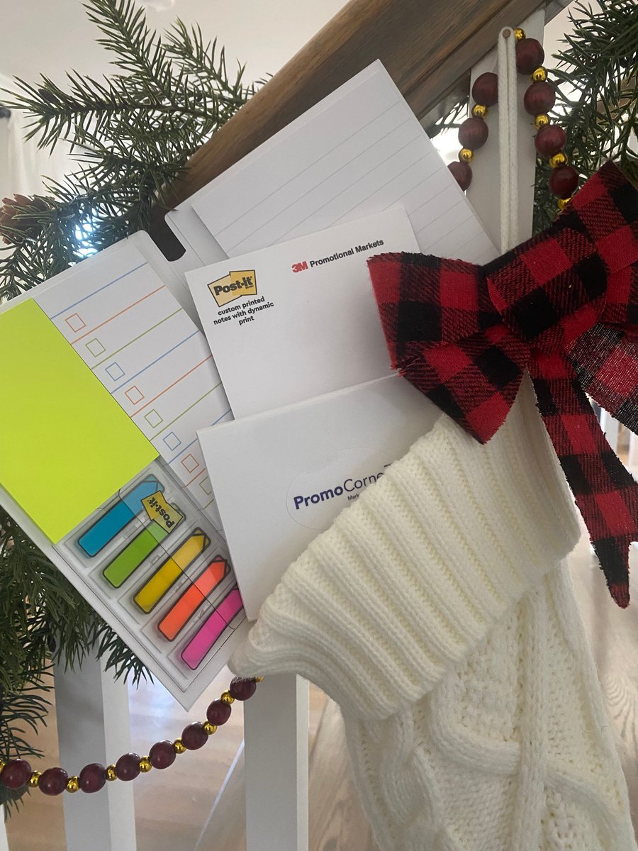 promocorner's tweet image. 🎅Thank you, Alisa Nickel at 3M and Murray Siegel of @TowelSpecialtie for making #TeamPC's Christmas extra special with these stocking stuffers!🎄