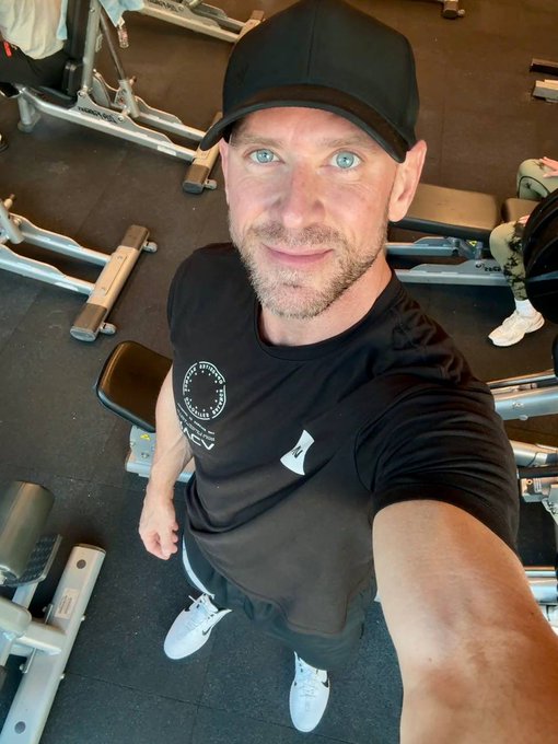 Watch JohnnySins's leaked NSFW photo on TwXstars