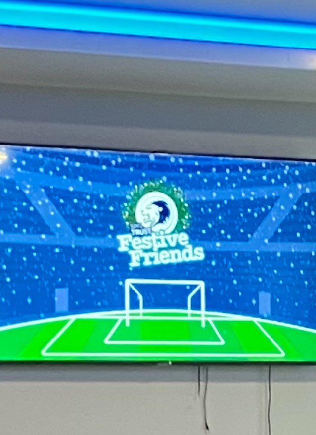 Sheenamb3's tweet photo. What a fantastic Xmas lunch we had at the Festive Friends event at Rugby Park.  Our football memories and Wag group had a ball (pardon the pun!) huge thanks to Jordan @KillieCommunity who delivers each week to our attendees for inviting us all along @alzscot https://t.co/ZttSrKUpWE