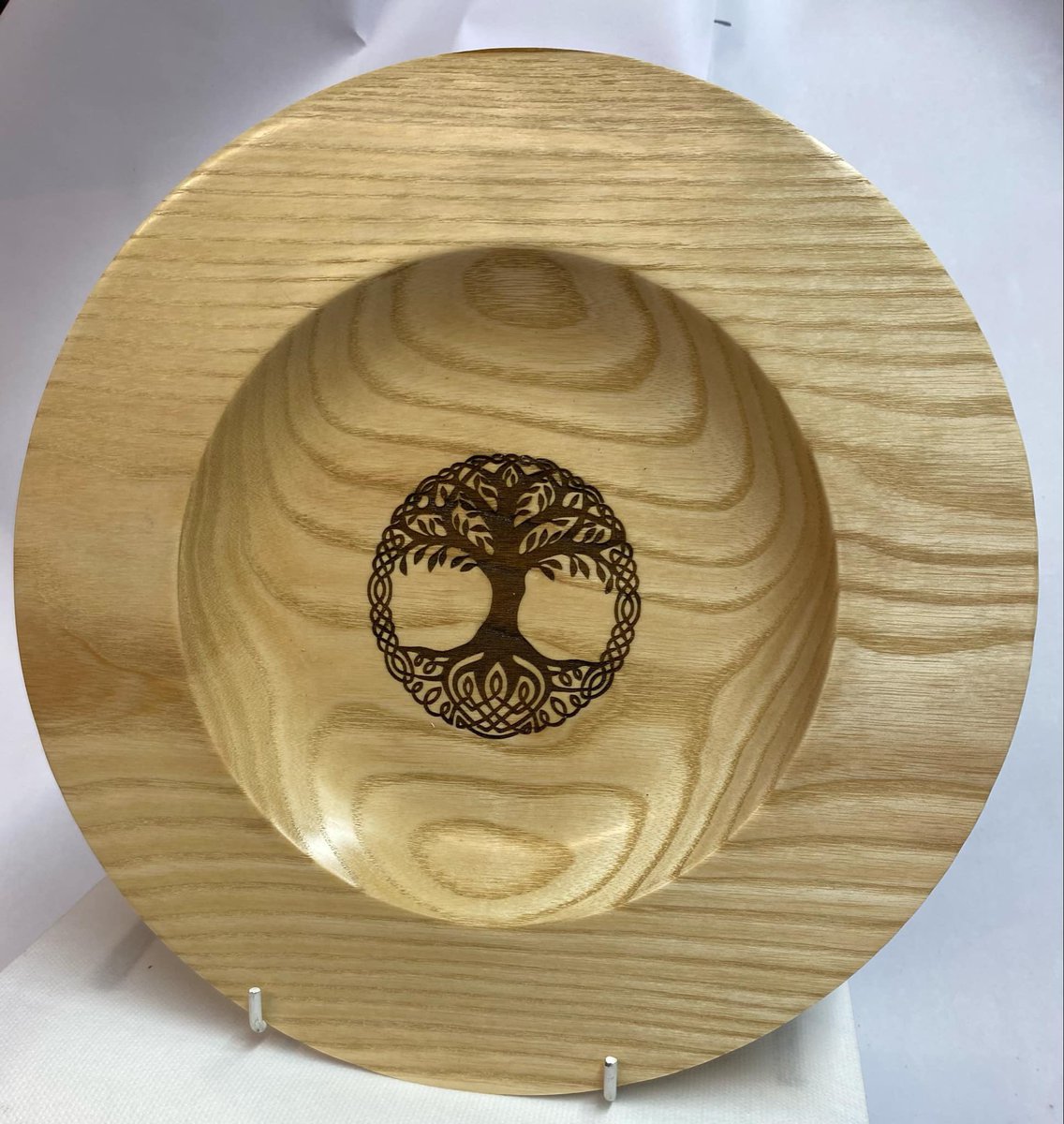 barnowlbothy's tweet photo. When Argyll and Bute Council began removing wind-damaged ash trees, this “windfall” was rescued from the wood chipper, destined instead to live on in a new form.

Often called the World Tree or Tree of Life
Maggie Irving – Turning Point
This stunning 10” x 1.5” £30 https://t.co/bE7fQ7hKv4
