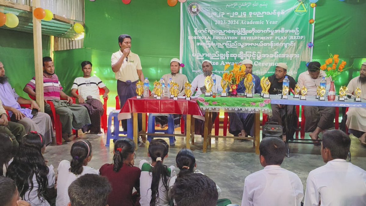 Alhamdulillah
**************
၂၀၂၃-၂၀၂၄ ခု၊ ပညာသင်နှစ်၏ ပညာရည်ချွန်ဆုချီးမြှင့်ပွဲ
အခမ်းအနားကို REDP စင်တာအမှတ်(၈)တွင် ၂၀၂၄ ခုနှစ်၊ ဒီဇင်ဘာလ (၁၆) ရက်၌ အောင်မြင်စွာ ပြီးမြောက်ခဲ့ပါသည်။ တက်ရောက်အားပေးကြသော လူကြီးမင်းများ၊ မိဘပြည်သူများနှင့် ကျောင်းဆရာများအား အထူးကျေးဇူးတင်ရှိပါသည်။