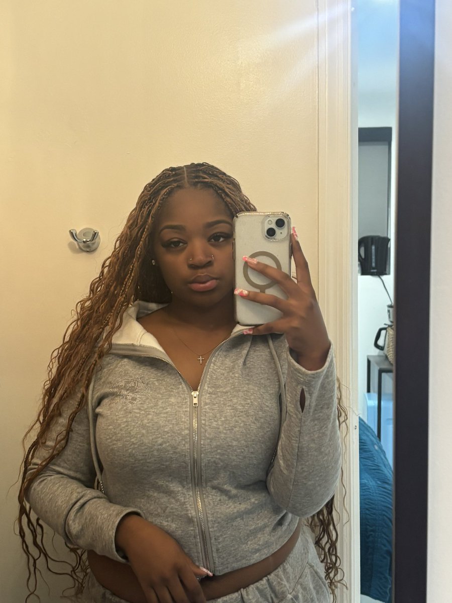 inindiawetrust's tweet photo. Idk what to say I just know I look good https://t.co/l0YdqN2rKu