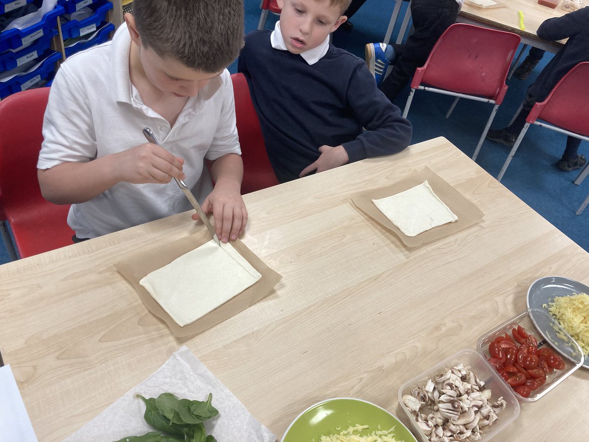 Warnham CE Primary tweet media