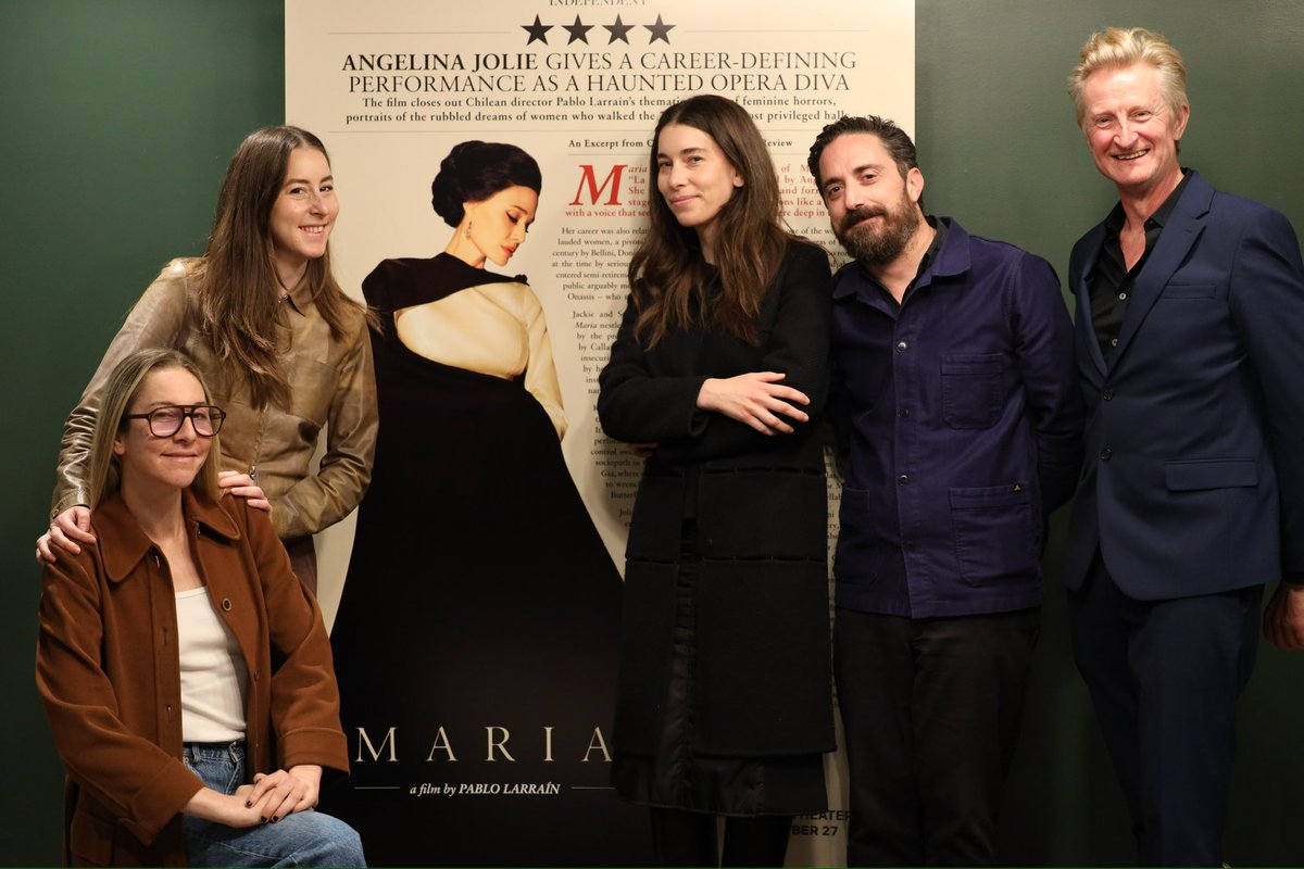 FilmUpdates's tweet photo. HAIM with Pablo Larraín and production designer Guy Hendrix Dyas at a screening of ‘MARIA’ 📸 https://t.co/USknYQrAZV
