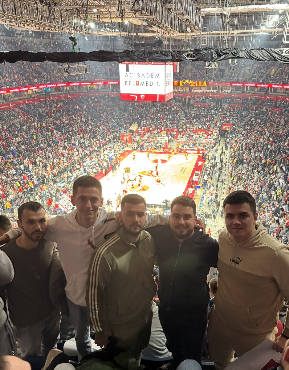 с мојом браћом четврт века,
за час протече, ко река