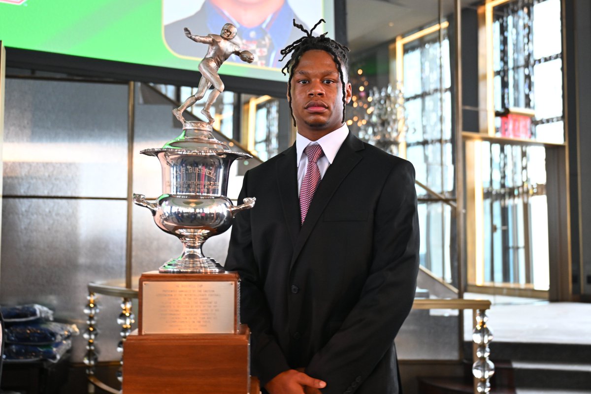 Penn Football tweet media