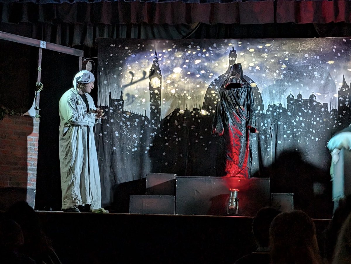 Dr Dawn Casserly (@drcasserly) on Twitter photo What a truly excellent performance of A Christmas Carol today! Year 11 found the whole experience brilliant! Thank you to the talented and inspirational <a href="/Quantum_Theatre/">Quantum Theatre</a> What a truly excellent performance of A Christmas Carol today! Year 11 found the whole experience brilliant! Thank you to the talented and inspirational <a href="/Quantum_Theatre/">Quantum Theatre</a>