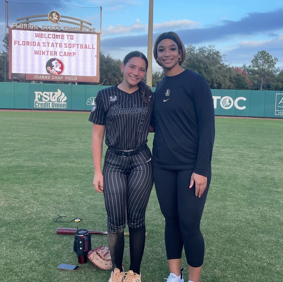 Mia West tweet media