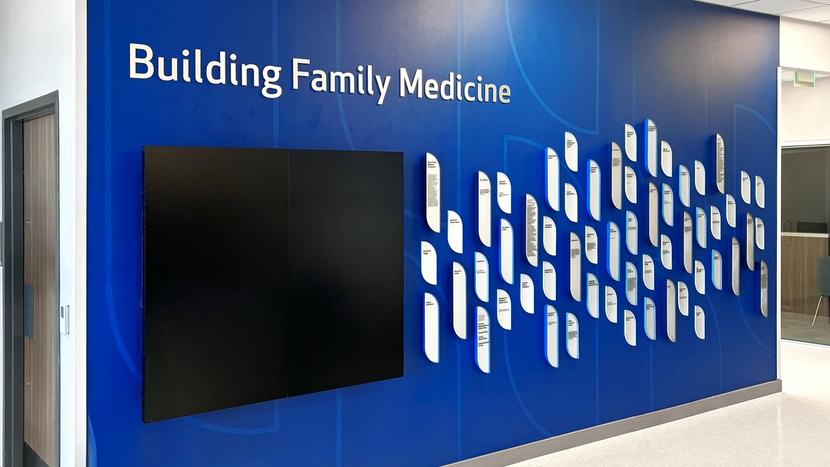 FMGDesignInc's tweet photo. Proud to have partnered with Waco Family Medicine! 🌟🎉

WFM is now a four-story, 147,000 sq. ft. facility. FMG created a comprehensive graphics program, including wayfinding and a donor recognition wall.

https://t.co/PLsq49Mxaa

#fmgdesigninc #experientialgraphics #donorgraphic https://t.co/bX3ZCNYBEE
