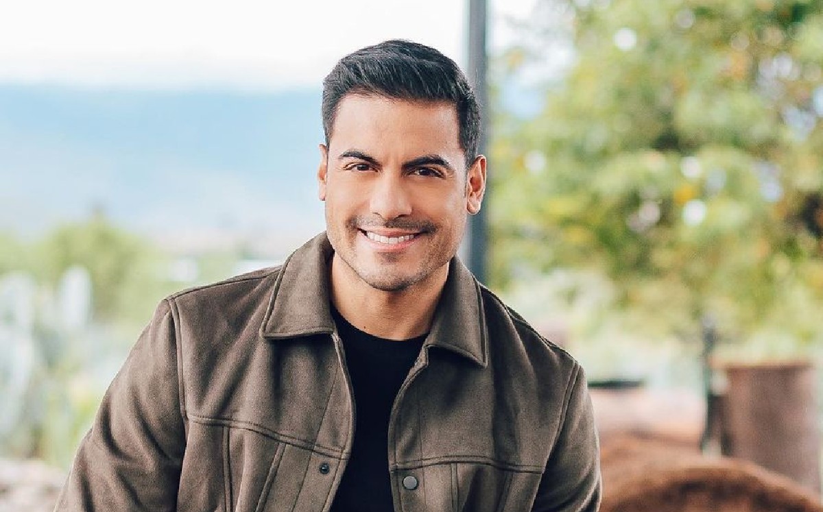 Formula_Music's tweet photo. ¡BATALLA! 🔥
¿Lo mejor de la música 2024?
🔄 CARLOS RIVERA 
❤️ ALEZ MÁRQUEZ https://t.co/LREnI8BuuT