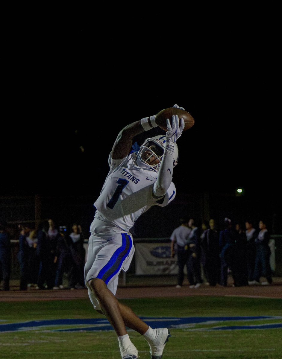 Junior season highlights.
State champ.
hudl.com/v/2Qnqsr