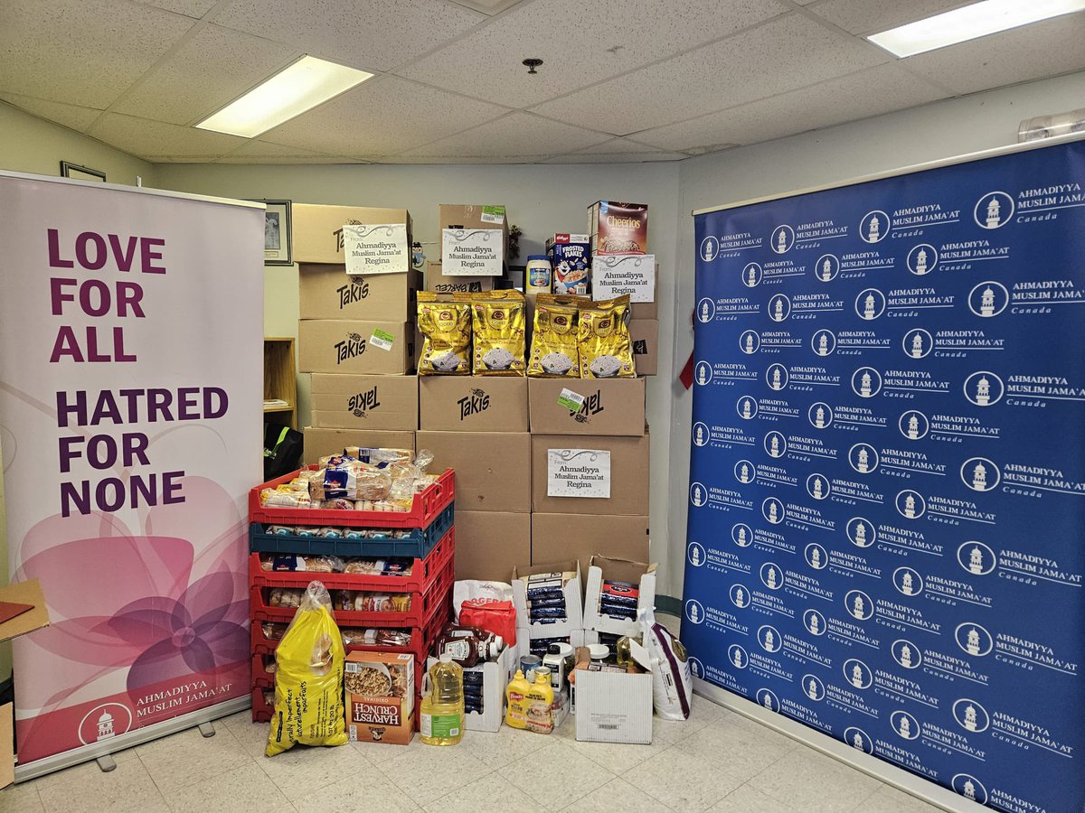 Ahmadiyya Muslim Youth Association collected over 1,400 lbs of food and donated it to the Standing Buffalo First Nations Reserve.

This donation is part of <a href="/AMYACanada/">Muslim Youth Canada</a>'s nationwide food drive campaign.

#Regina #Mercy4Mankind