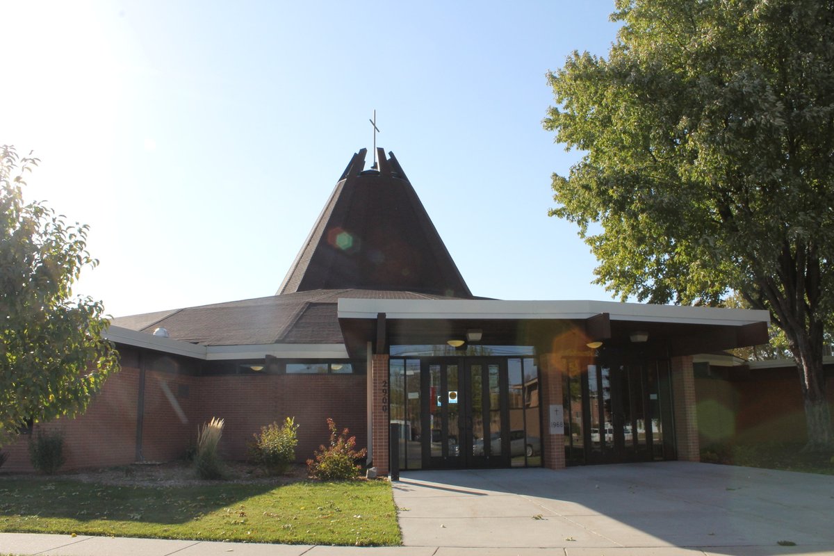 From the initial estimate to purchasing your roof, Pierce Lee Roofing wants to provide you with the roof of your dreams. We ensure complete customer satisfaction every step of the way.

Call us today at (701) 232-7023 for an estimate, or visit plroofing.com.