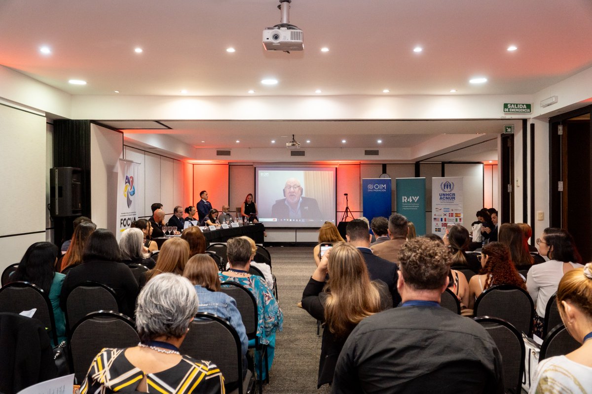 OIM_Argentina's tweet photo. A través de @FOCVA_, más de 45 organizaciones de la sociedad civil venezolana en 🇦🇷 trabajan para construir un presente y un futuro mejor para todas las personas.

💛Felicitaciones por este Primer Encuentro Nacional
💙Gracias por el esfuerzo
❤️Gracias por seguir siempre adelante https://t.co/vYDsMMWnWQ