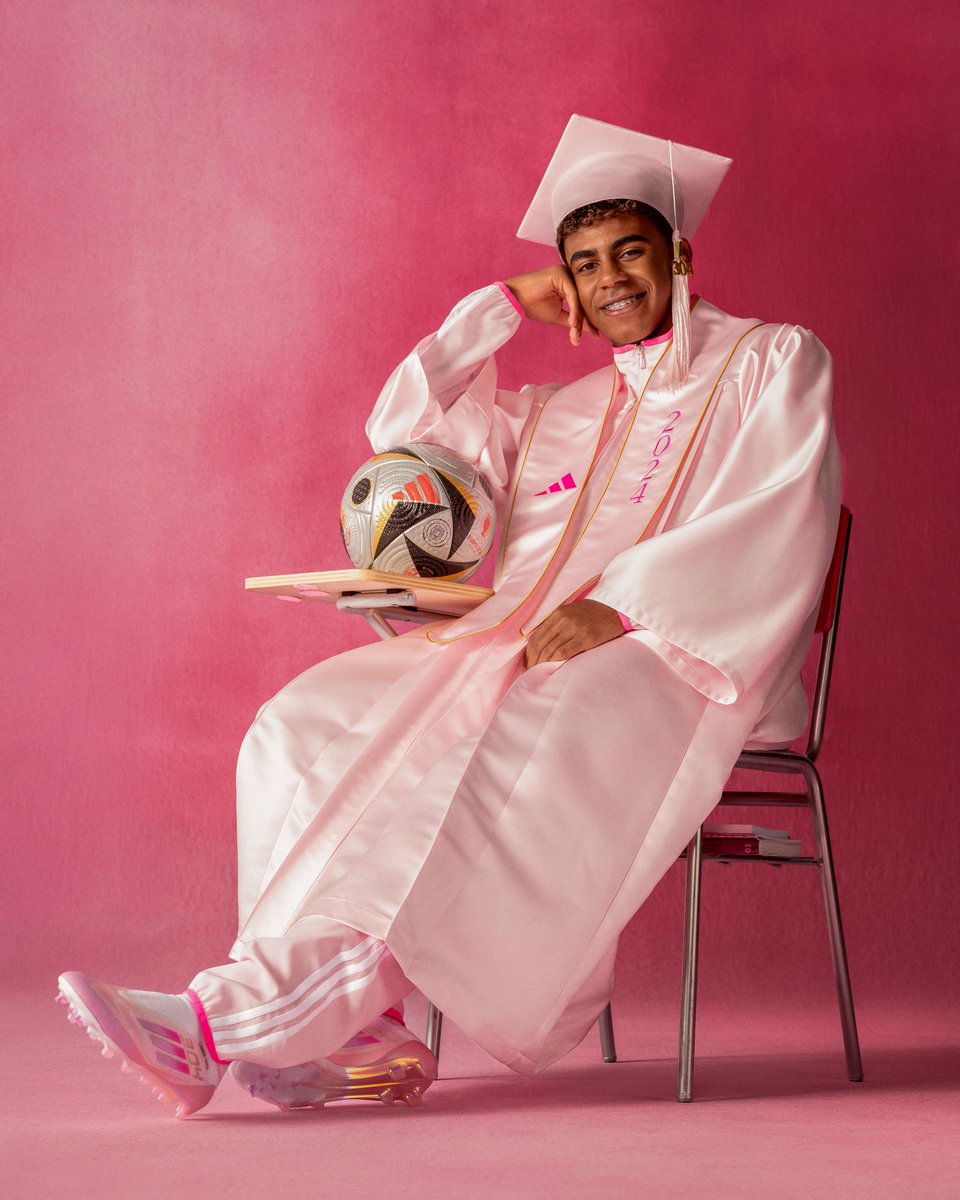 brfootball's tweet photo. Lamine Yamal gets his first signature boot, the limited edition adidas F50 ‘LY304’ 👨‍🎓

It celebrates his incredible breakout year, from graduating high school to winning Euro 2024, the Kopa Trophy and the Golden Boy award.

And in honor of his hometown postal code, only 304 pairs will be sold worldwide.