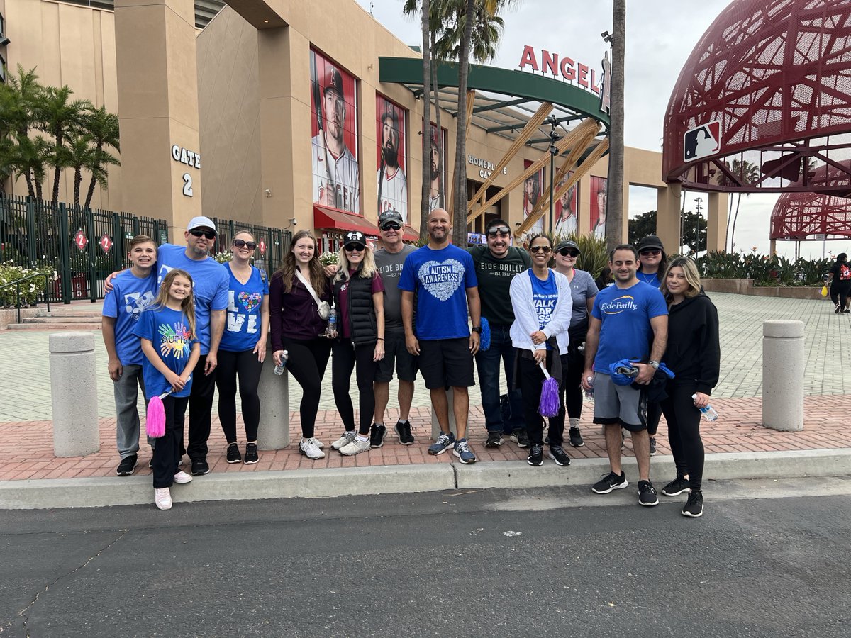 EideBaillyLLP's tweet photo. Our Tustin and Rancho Cucamonga, CA, offices joined forces for last month's @autismspeaks Walk at Angel Stadium! The teams engaged in a friendly competition to see which office could raise the most funds. Together, they raised over $3,500! #EBDoingGood https://t.co/6ddnlaesTS