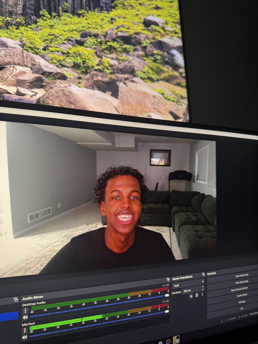hanadfrl's tweet photo. 10 FOLLOWERS FIRST STREAM LETS GOOO https://t.co/QsthbgSqvv