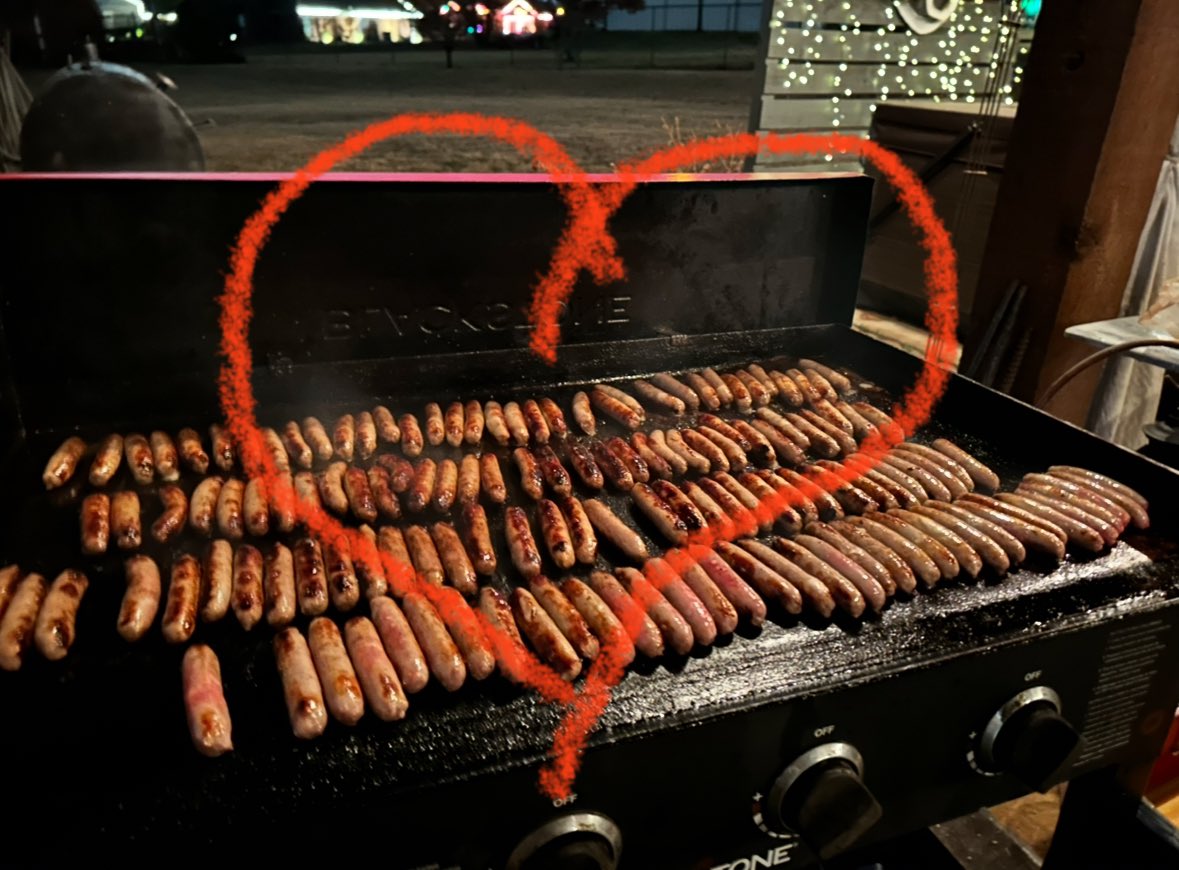 DrShawnPerry's tweet photo. Get ready, @FHSRaccoons staff! The Holiday Breakfast Extravaganza is popping off tomorrow! 🥞 This is the sausage pregame for the pancake carnage that awaits. You all deserve this — the best team, hands down! Let’s fuel up for a legendary week ahead!
#FHSfamily #StaffAppreciation https://t.co/nNWLetDGuY