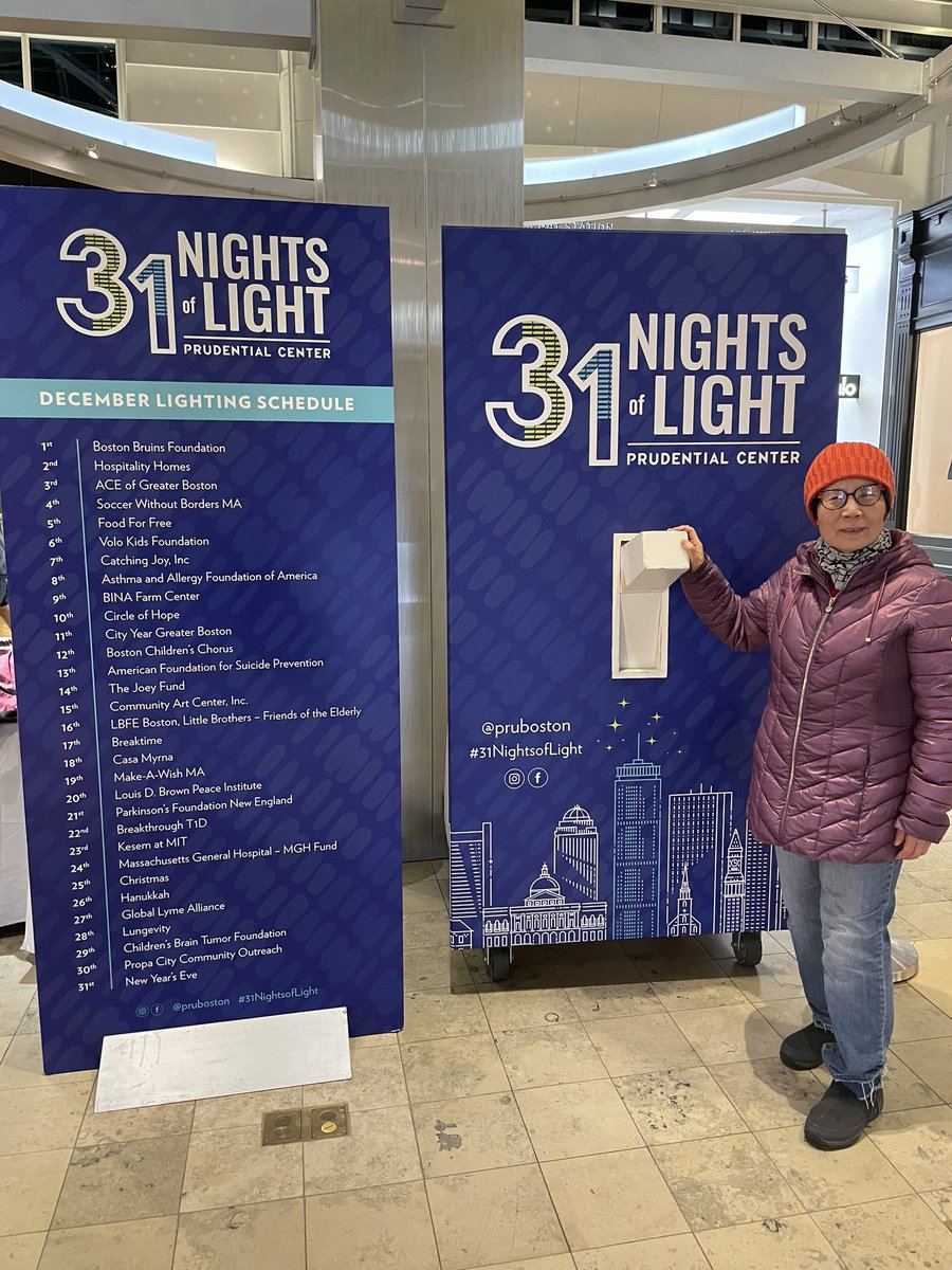 LBFoE_Boston's tweet photo. Thank you to @AgeStrongBos & Emily Shea for helping us shine a bright red light tonight at @PruBoston on the power of #socialconnection for #olderadults! (Fuping, one of our CitySites program participants, stopped by to say hi too!) #31NightsofLight #Boston #EndIsolation https://t.co/vumpBb0cEG