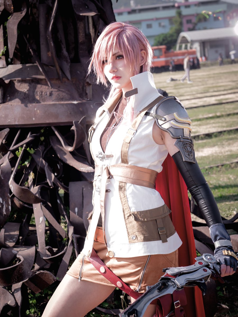 nao_mitsu23's tweet photo. Happy 15th Anniversary to Final Fantasy XIII

I'm so glad my friends recommended this game to me. It has captivated me so much that I even cosplay as Lightning. ⚡️🌹
I truly hope there will be more news about it in the future🥹you know… https://t.co/EH3u2ZRX2F
