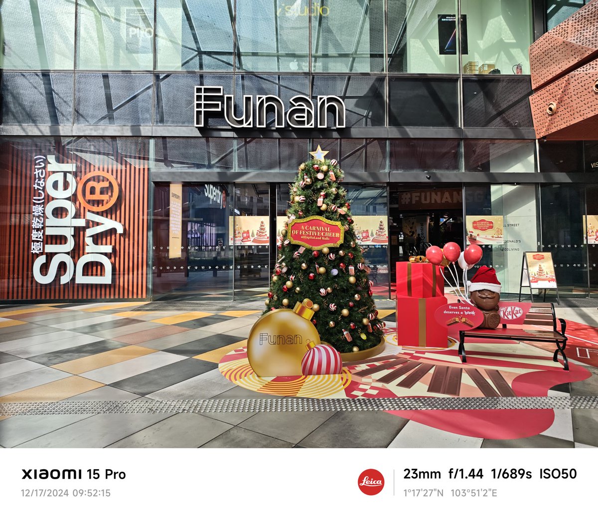 fsenada's tweet photo. Check it out... 1st Official Xiaomi Store in Singapore... Lots of goodies for the Xiaomi Fans... #Funan #Singapore https://t.co/eRH3YBgxOk