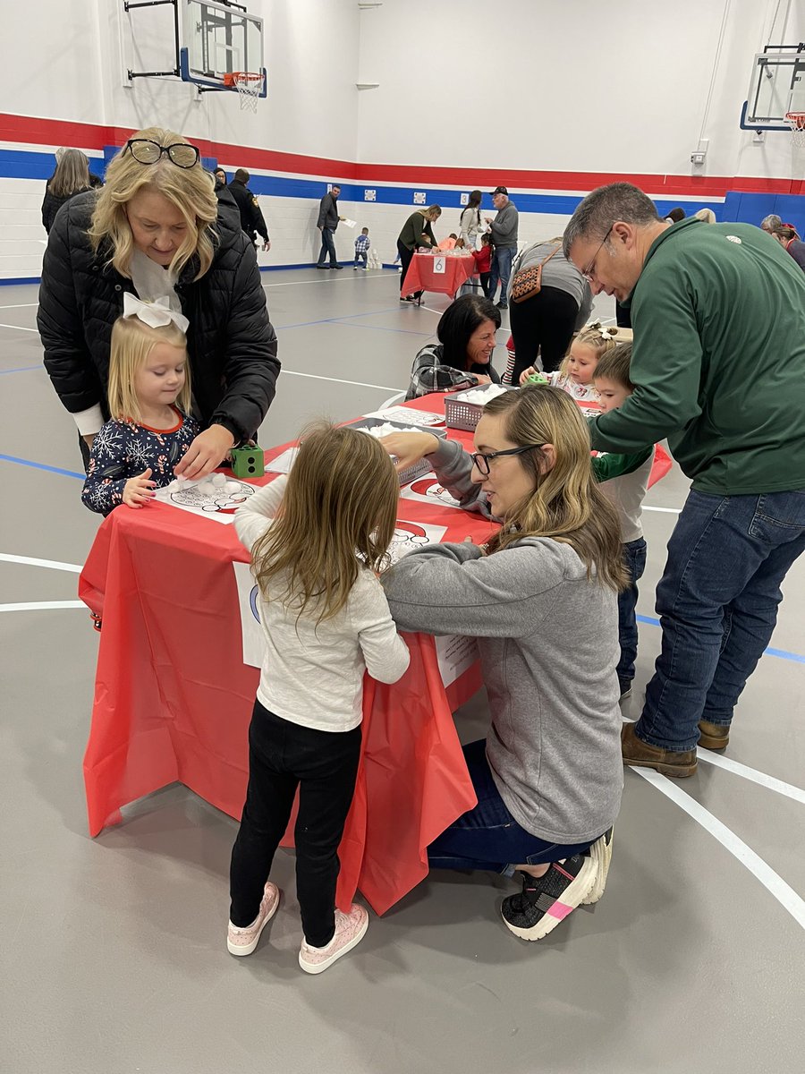 cv_ecc's tweet photo. The 3’s preschool classes had their Christmas Extravaganza Event today and invited a special guests to school today! They had a great time! https://t.co/lvEz6rZMKE