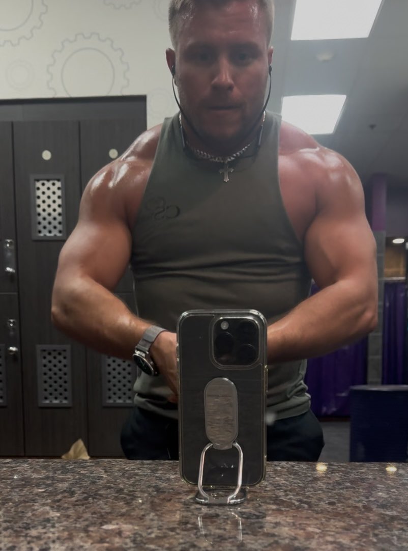 Royce Jameson tweet media