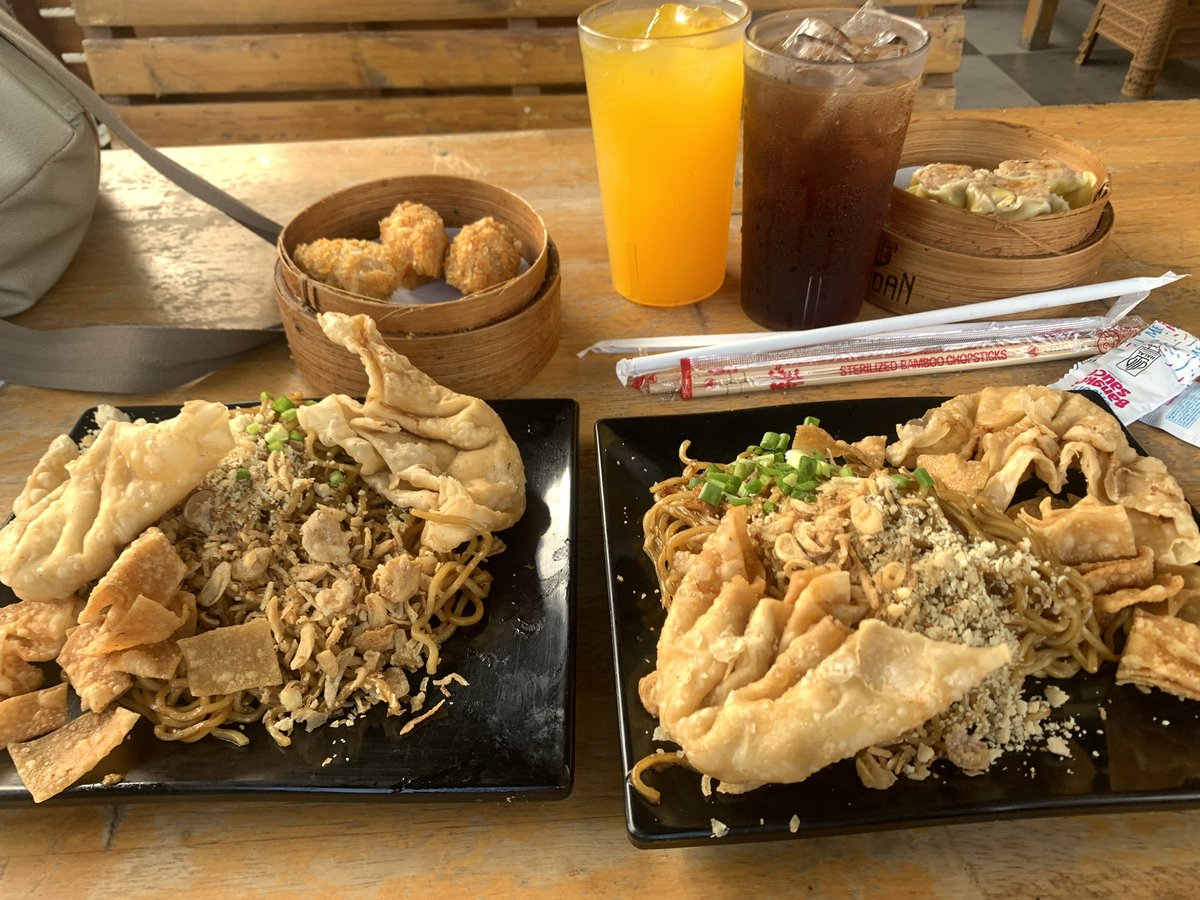 aestholicc's tweet photo. lagi bm bgt gacoan
trs disamperin beliau pass dia lgi break🥰 https://t.co/IgwK0VTdn5