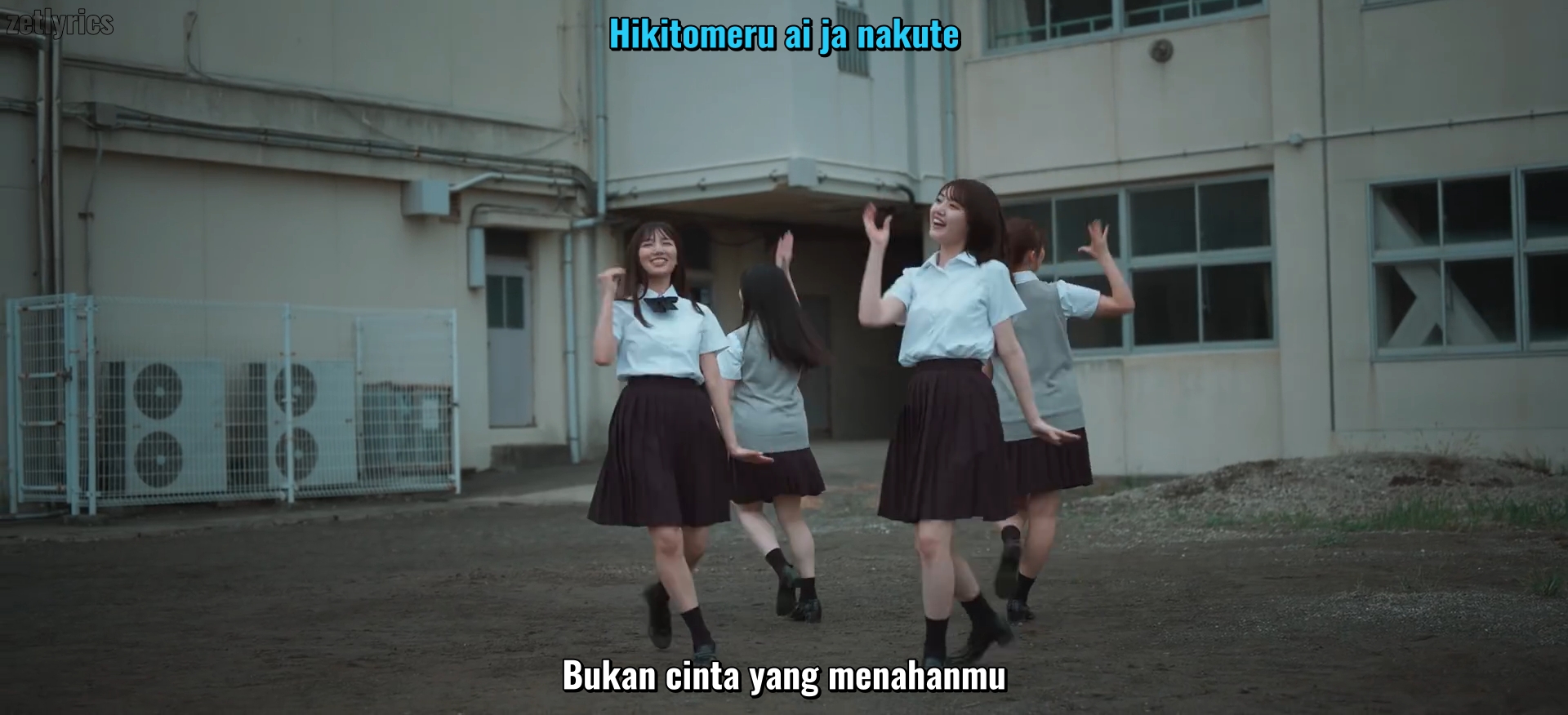 terjemahan lagu Hinatazaka46 Suppai Jiko Kenno