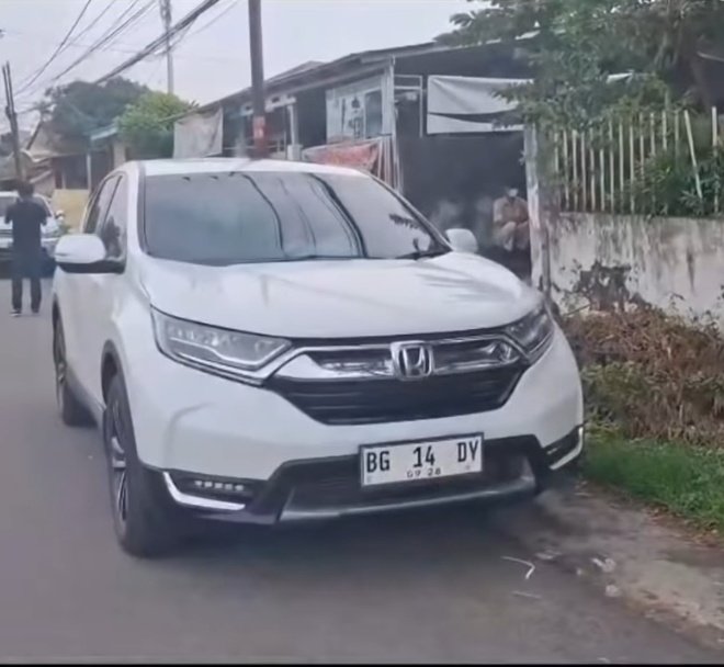dhemit_is_back's tweet photo. Ijinkan hamba bertanya @Hms_PoldaSumsel kenapa pemeriksaan Tante sebagai saksi kasus 351 berubah di Polsek Ilir Timur II  Palembang?

Cat Warrior be like: Oh mgkn biar lebih tenang dan kondusif jadi pilih yang sepi.... https://t.co/jLiye1ipnR
