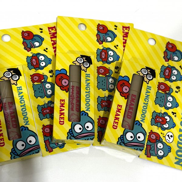 EMAKED × HANGYODON 限定デザイン登場👏 高濃度の成分が自まつげのハリ