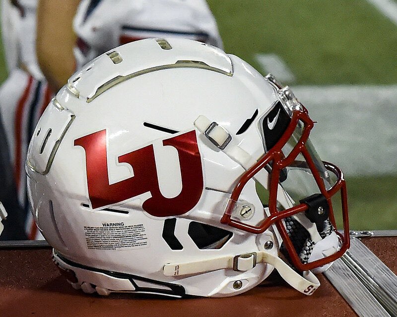 We Are The Home Of D1 Recruiting !

C/o 25 (transfers) 26 &amp; 27! If You Are Interested In Being Recruited By Liberty University ( <a href="/LUFBRecruiting/">Liberty Football Recruiting</a> x <a href="/LibertyFootball/">Liberty Football</a> ) Please COMMENT film, RETWEET &amp; DM us. We Are Sending Over Playmakers For Evaluation. 
 
 #StrikeTheStone X #FCR