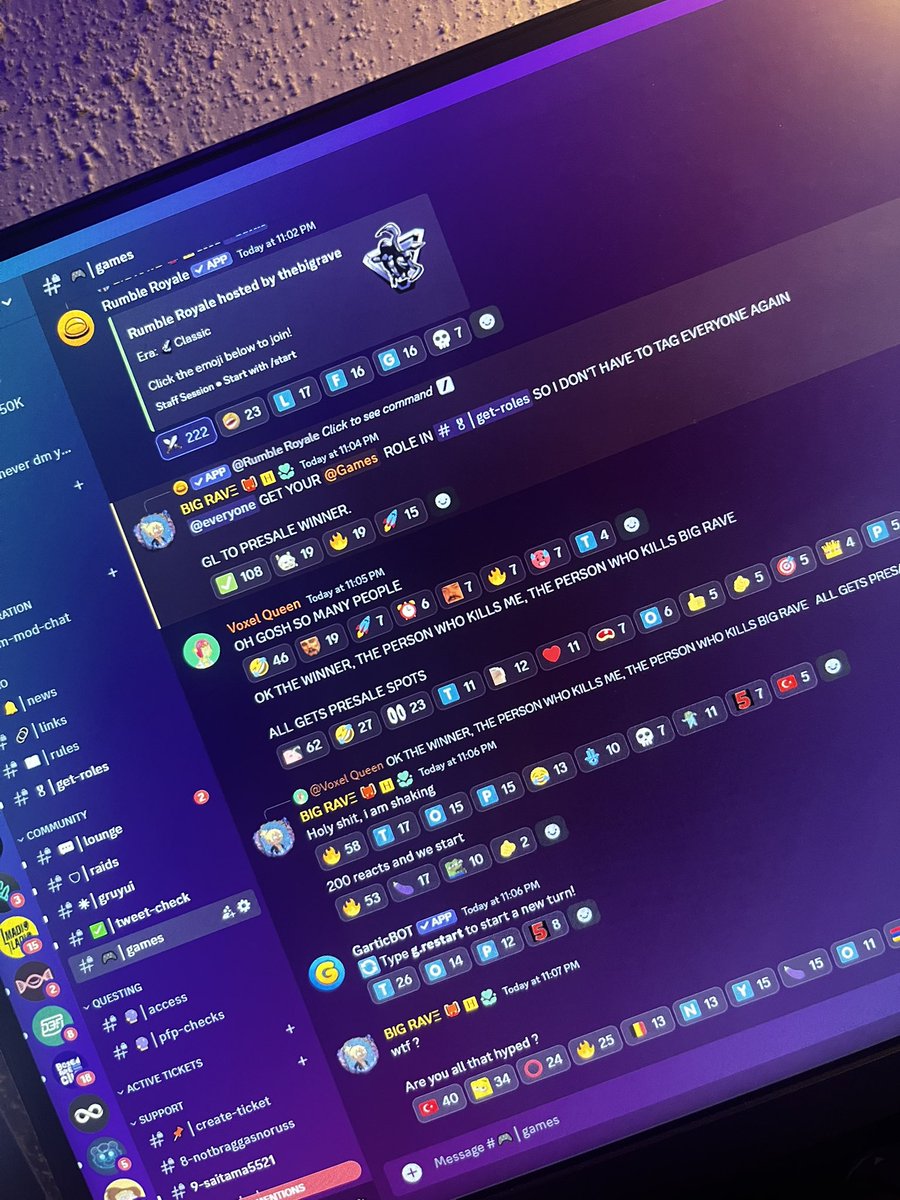 TheBigRavee's tweet photo. wtf is this hype ? 

Never knew you all are this hyped for @RuyuiStudios 

First game after opening discord. 

Are we to expect more next time ? https://t.co/BzIjdijFqF