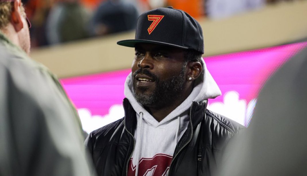 TooTrimTV tweet media