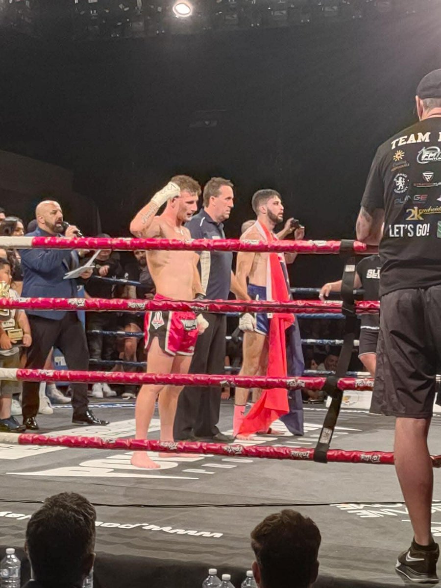 tabutalkbubble's tweet photo. Profesyonel kickboks kariyerine Mart 2023’te başlayan Eren Selvi, Avustralya'nın en prestijli dövüş organizasyonlarından biri olan WKA K1 65 kg Şampiyonluk Maçında büyük bir zafer kazandı.

Makalenin devamı: https://t.co/tARTFu3EQm

#WKA K1 #WKA #K1 #kickboks #Avustralya Şampiyonluğu #Avustralya