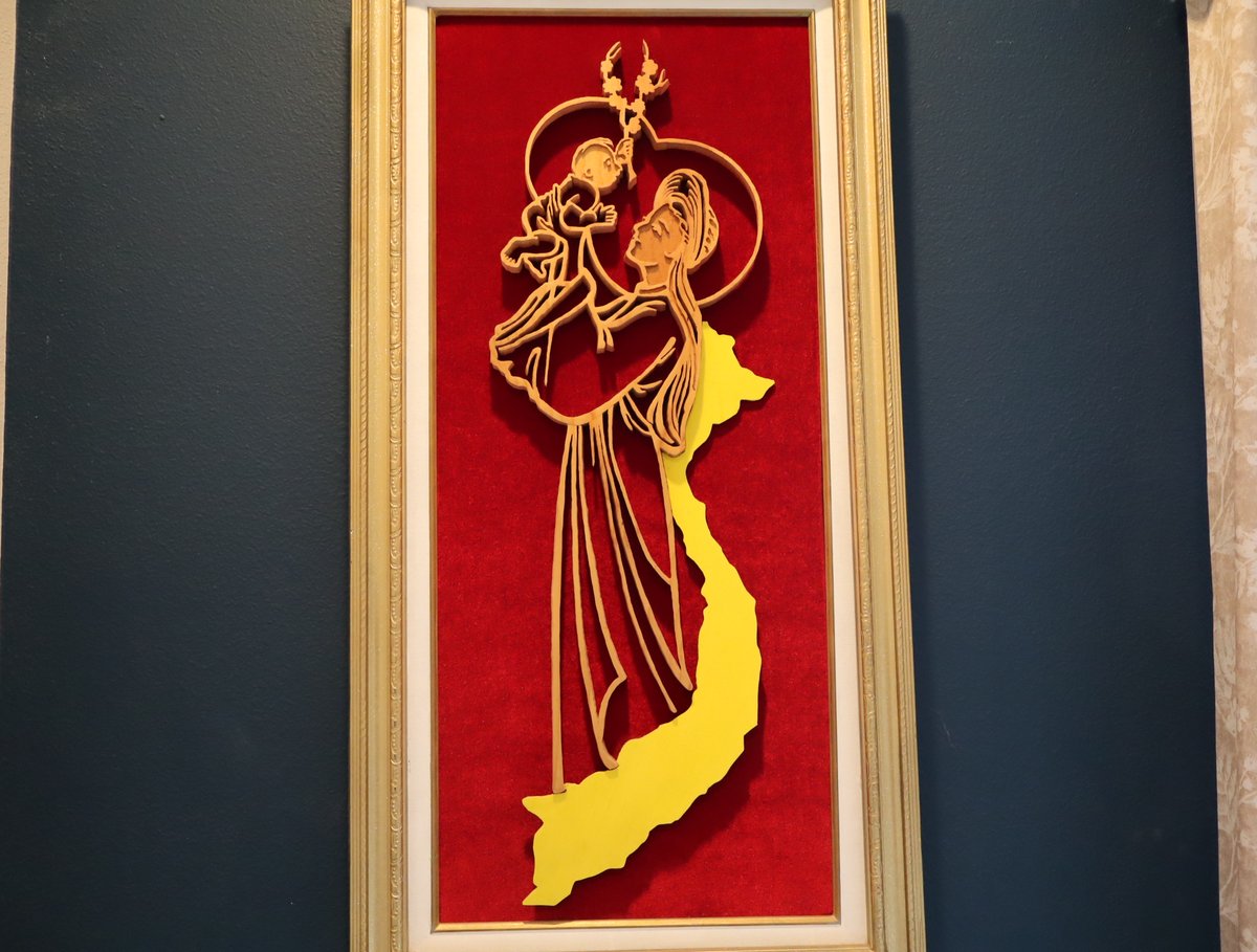 LillianN86366's tweet photo. Orange County, CA, holds the biggest Vietnamese Catholic population in the United States. As of 2022, 85,000 Vietnamese Catholics live in Orange County, while 700,000 live in the U.S. total. Overall, Vietnamese Catholics consist of about 1% of the country's population. https://t.co/PeaSzh5VMw